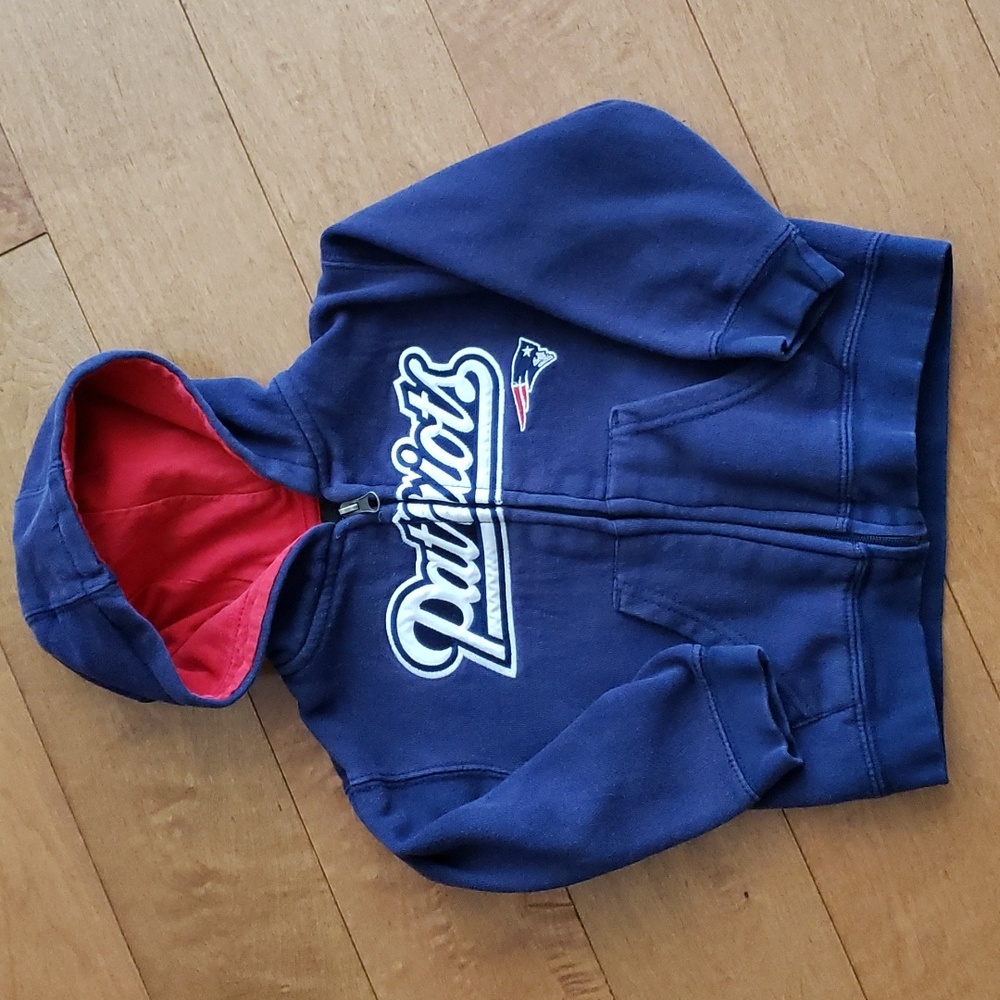 Patriots hooded sweatshirt 3T